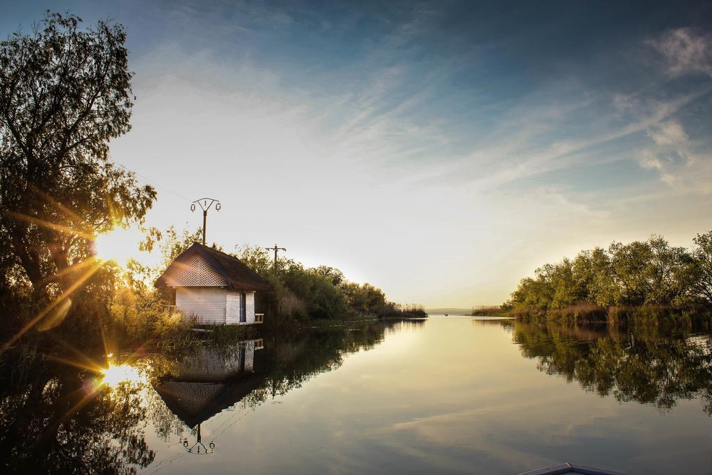 Hotel Bella Marina Журіловка Екстер'єр фото